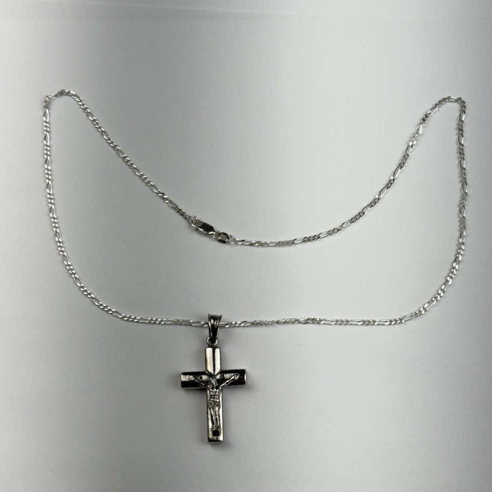 Sterling Silver 925 Jesus Crucifix Cross Pendant Necklace Figaro Chain 24in